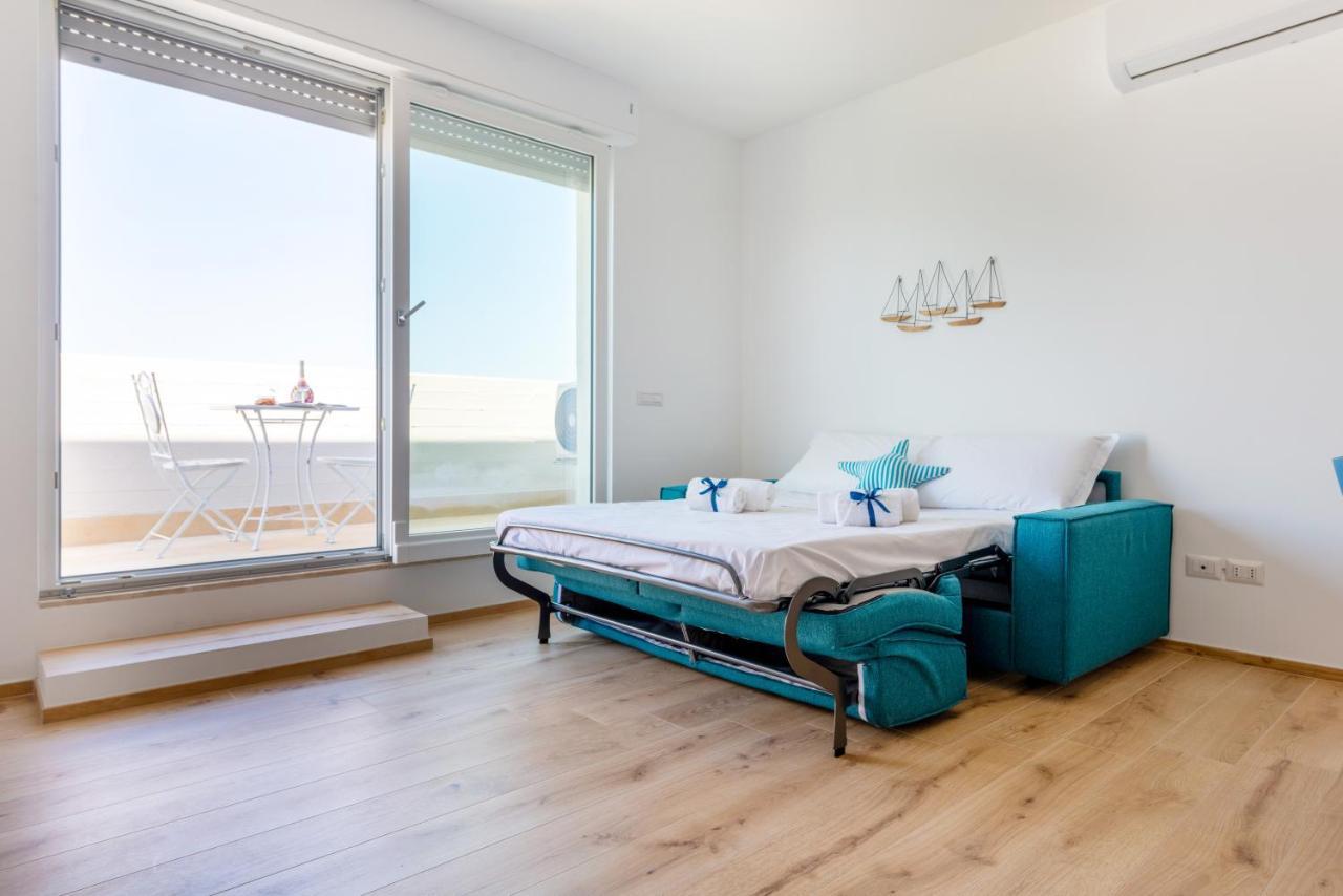 Waterfront Apartment With Seaview Balcony Bari Exterior foto
